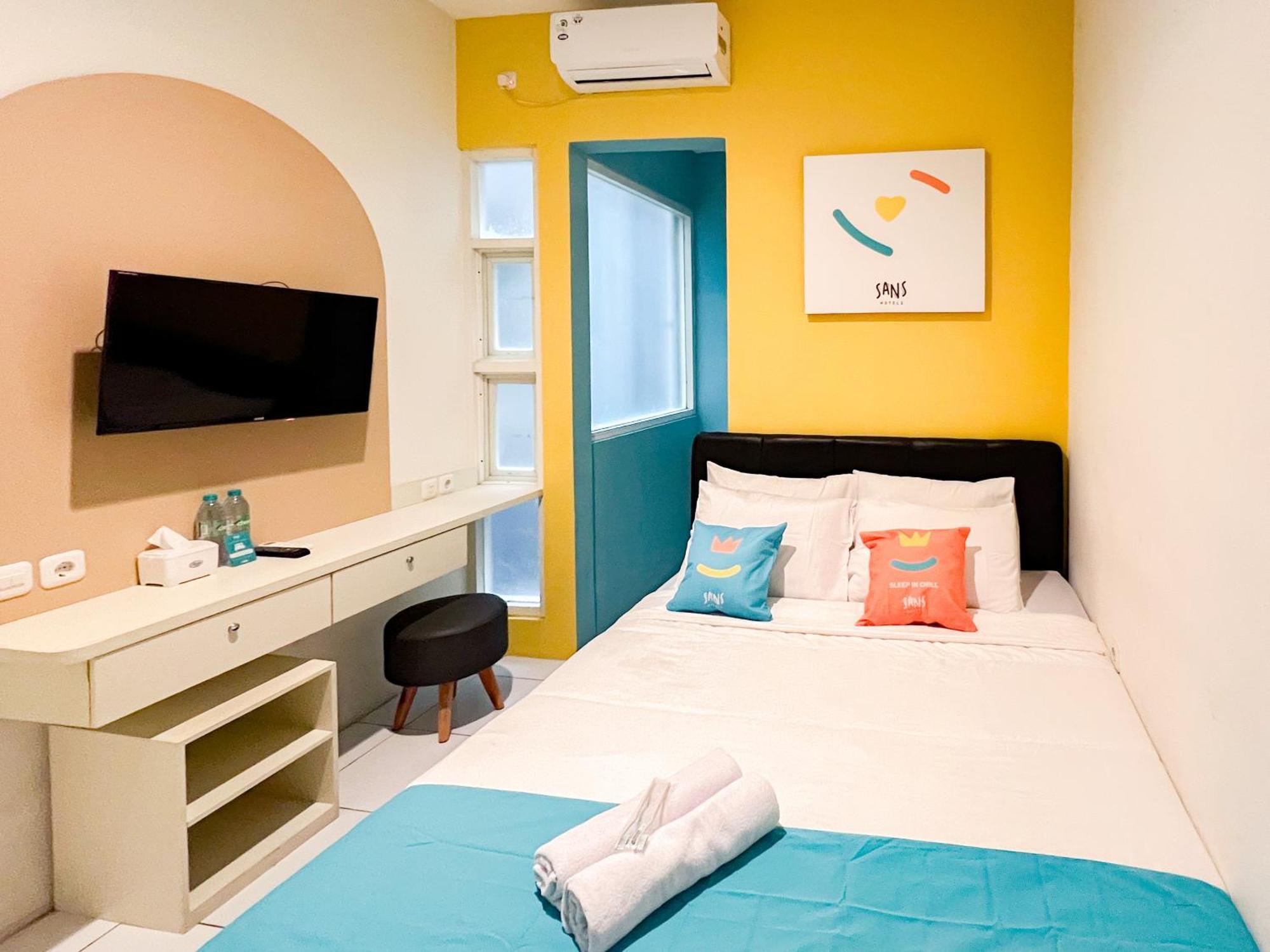 Sans Stay Bukit Palma Citraland Surabaya Esterno foto
